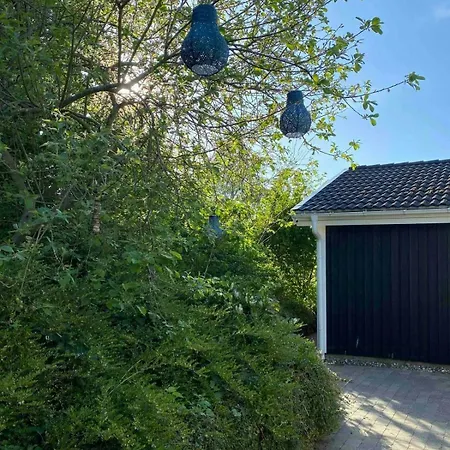 Bright Summer House Near Hyllingebjerg *