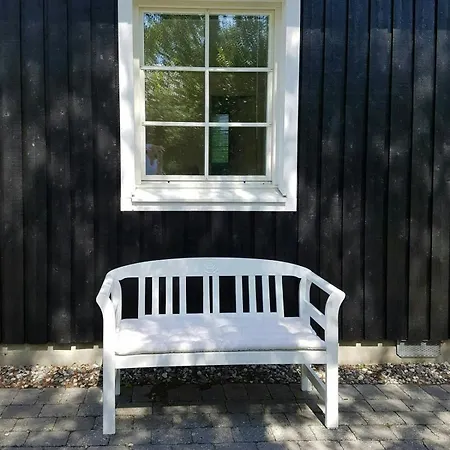 Bright Summer House Near Hyllingebjerg Melby